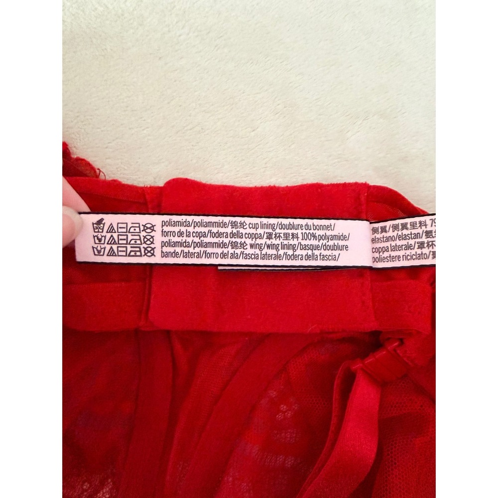 Victoria's Secret Dream Angels Red Lace Unlined Underwire Bra 40C 385074-QD4 - Picture 8 of 10